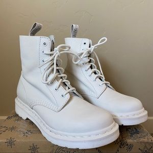 US Size 8 Doc Marten 1460 Pascal White Mono Boot